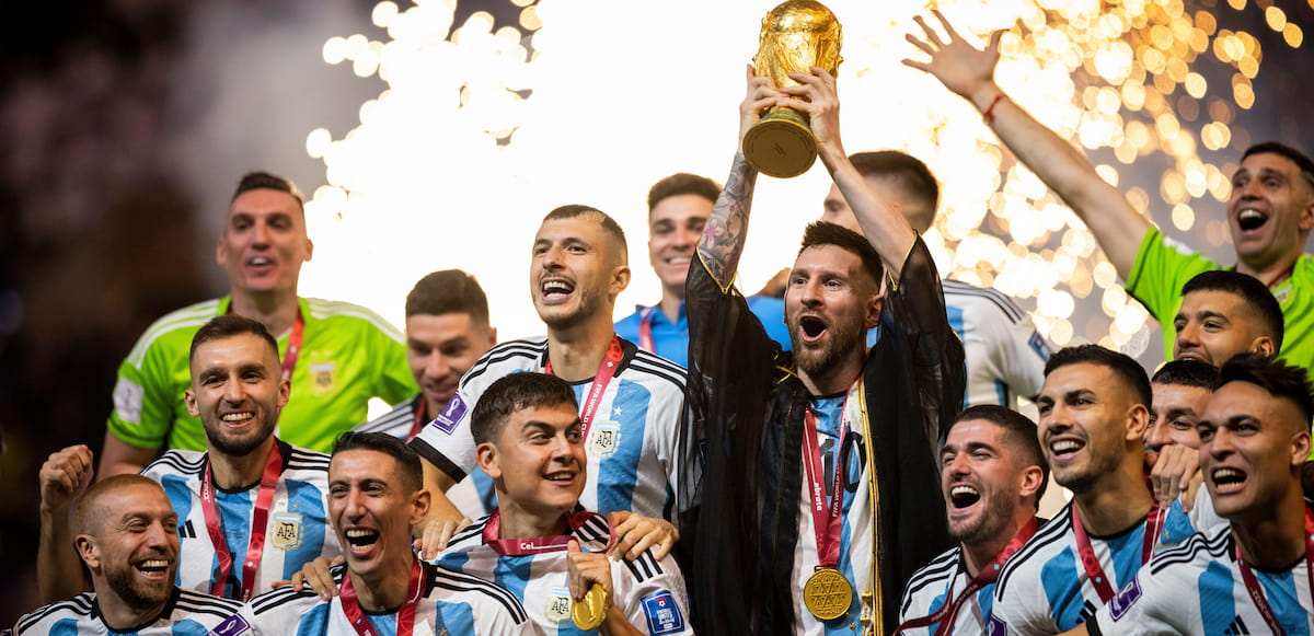 Argentina celebrate winning the World Cup