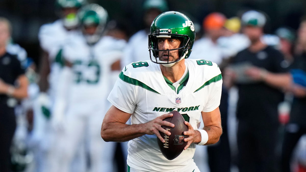 Aaron Rodgers in preseason action for the New York Jets