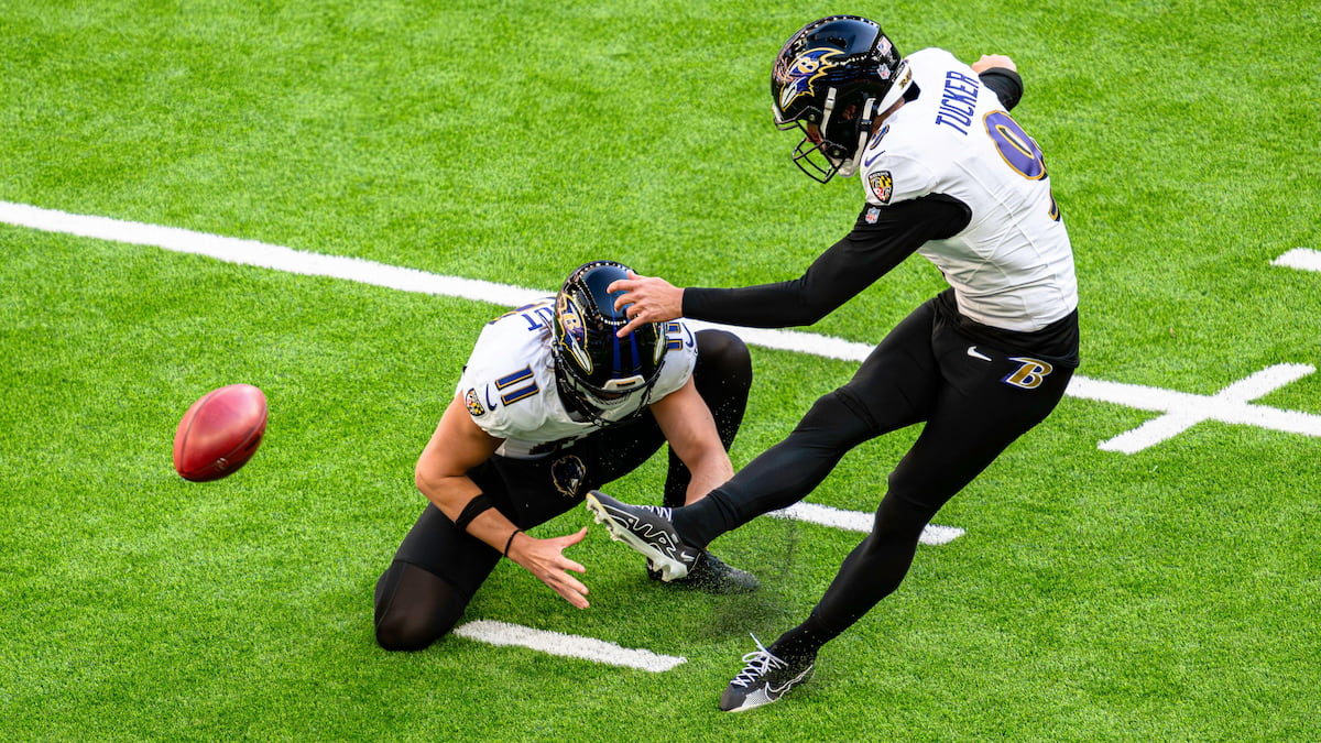 Justin Tucker kicking for the Baltimore Ravens