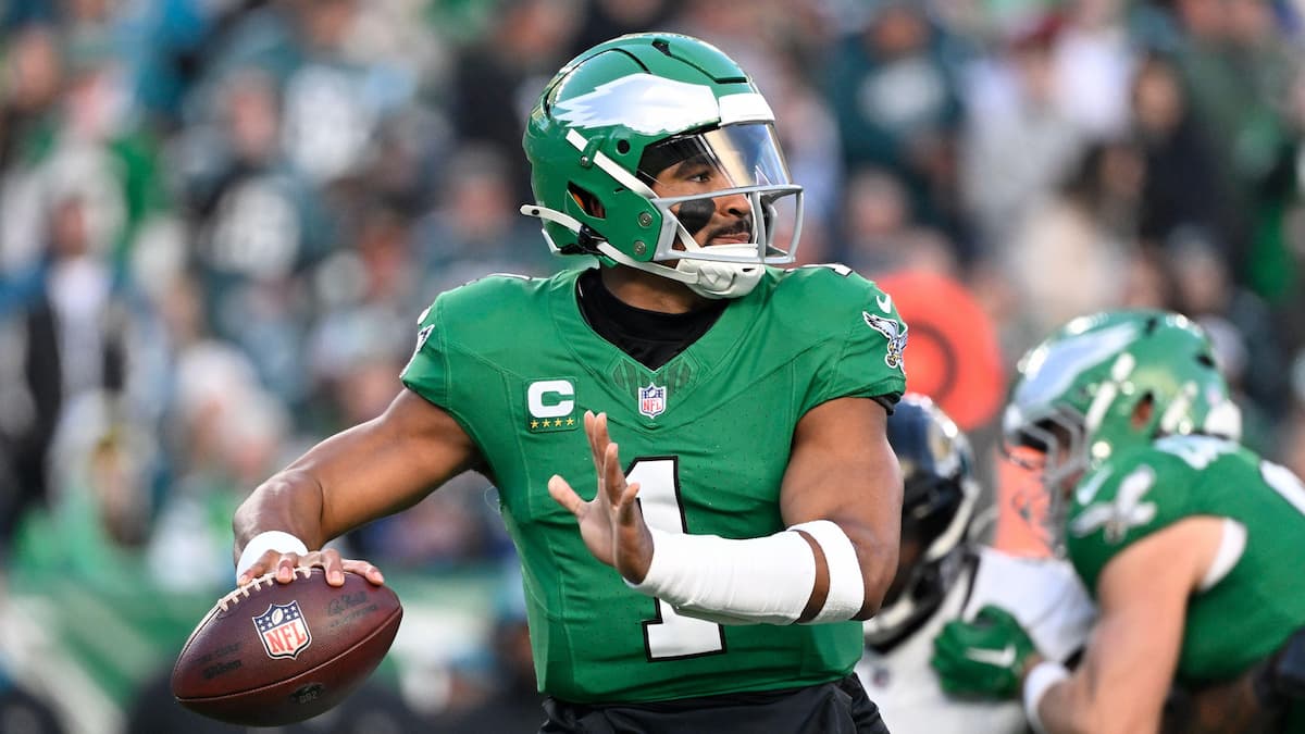 Jalen Hurts of the Philadelphia Eagles prepares to throw the ball.