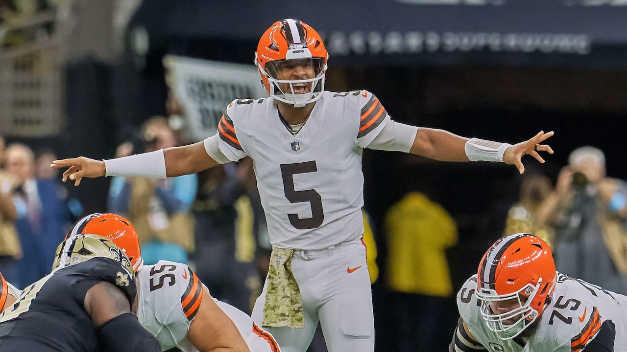 Jameis Winston playing for the Cleveland Browns in the NFL.