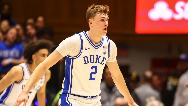 Cooper Flagg playing for the Duke Blue Devils.