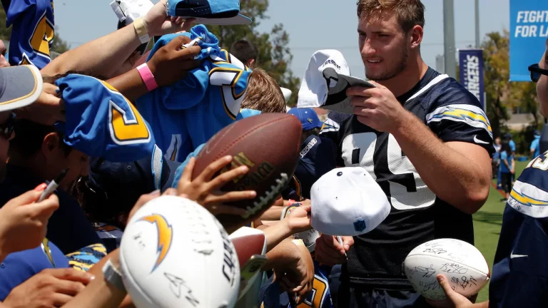 Joey Bosa signs autographs for LA Chargers fans