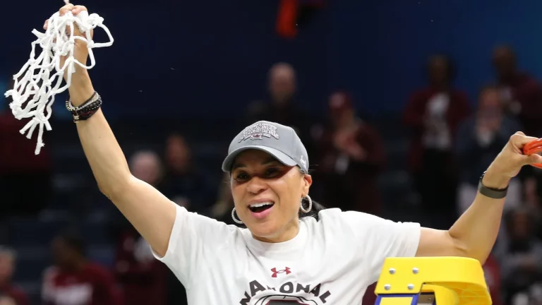 Dawn Staley winning the 2024 NCAAM National Championship with South Carolina.