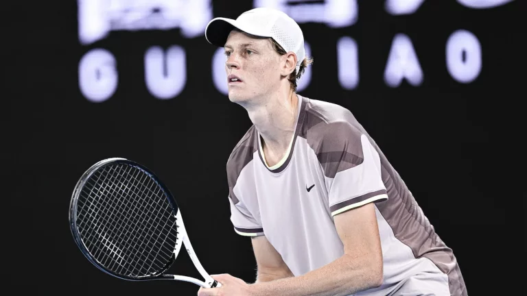 Jannick Sinner playing in the 2025 Australian Open.
