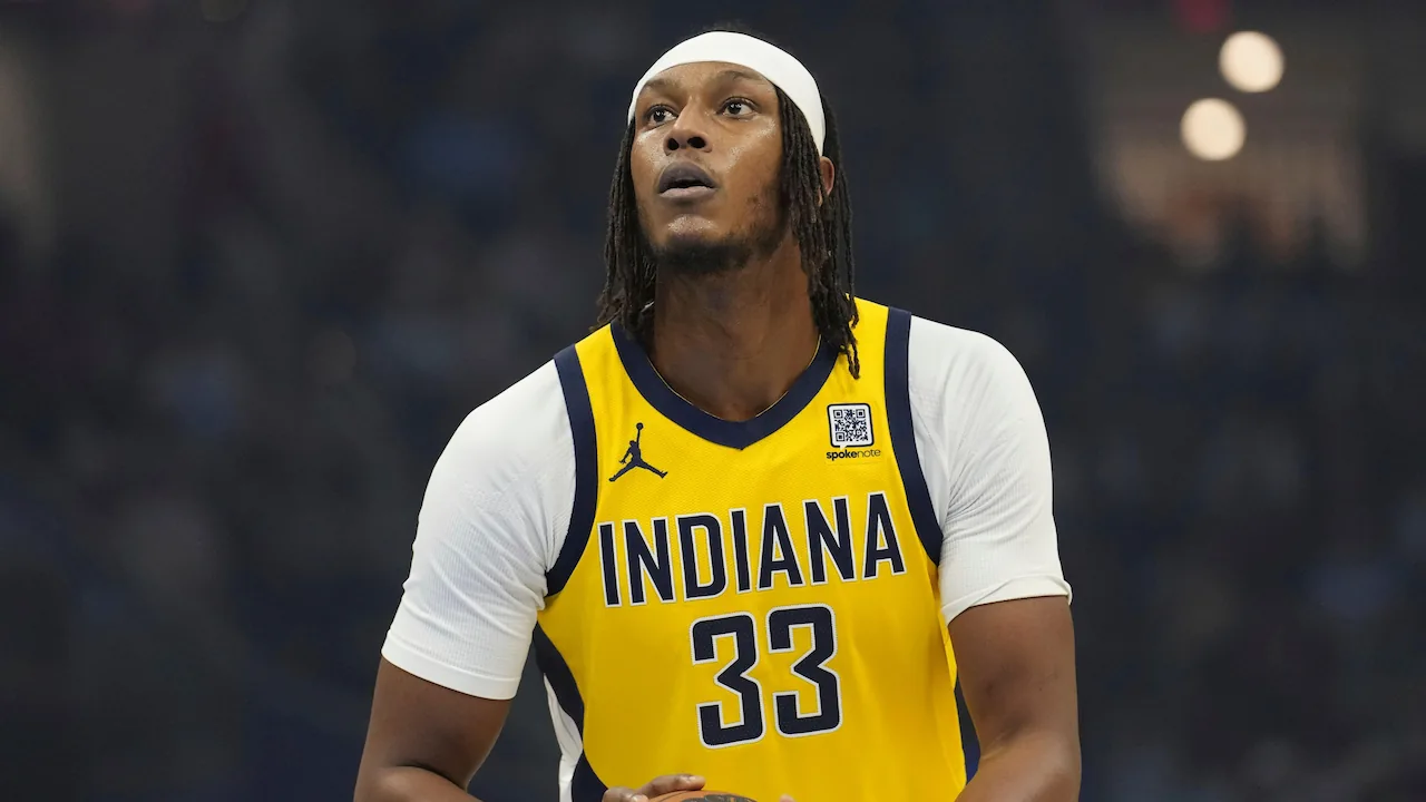 Myles Turner playing for the Indiana Pacers.