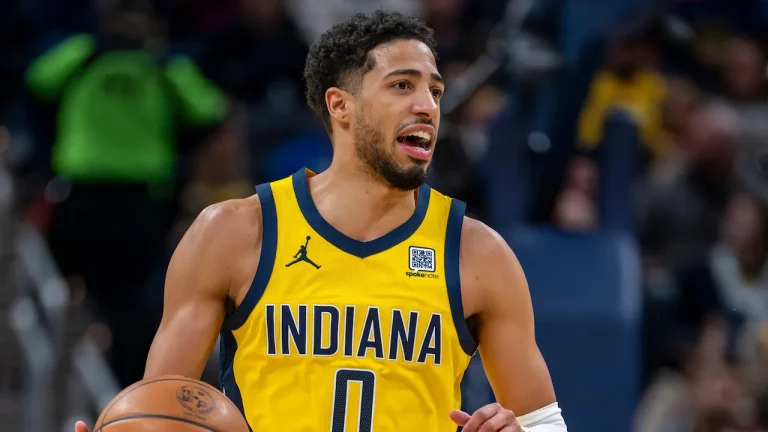 Tyrese Haliburton playing for the Indiana Pacers.