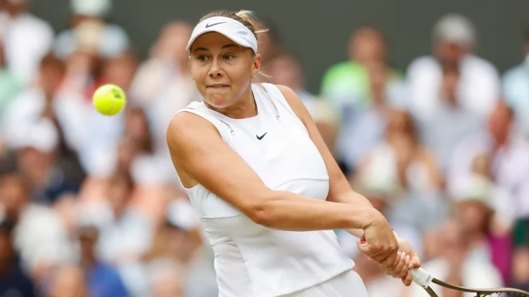 Amanda Anisimova during play at the 2025 Wimbledon Grand Slam.