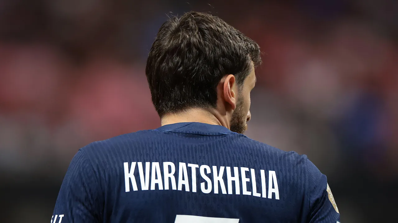 Khvicha Kvaratskhelia playing for PSG in the FIFA Club World Cup.