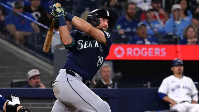 Cal Raleigh at bat for the Seattle Mariners