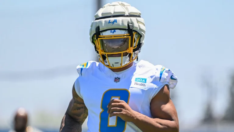 Omarion Hampton at training camp for the Los Angeles Chargers.