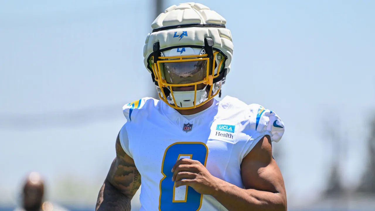 Omarion Hampton at training camp for the Los Angeles Chargers.